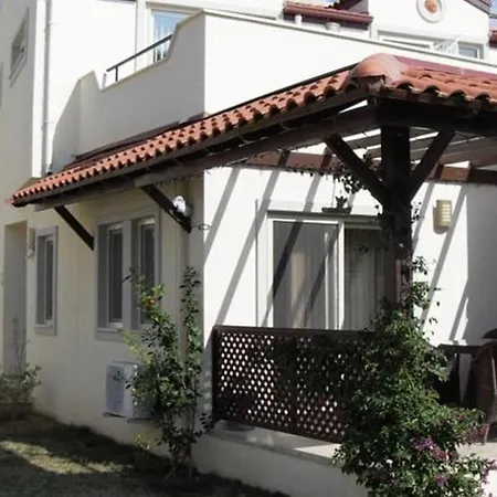 Daire Apollonium & Akbük